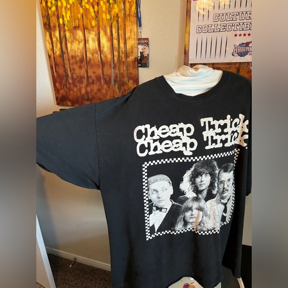 Cheap Trick vintage rock band T-shirt🤳🎶🎸 - Picture 4 of 12